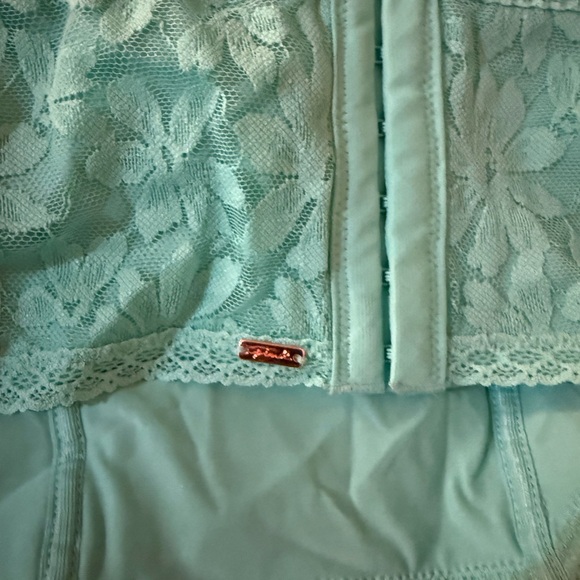 PINK Victoria’s Secret lace bralette | size L - Picture 6 of 12